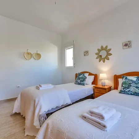 Guzman - Margaret Tatil Evi *